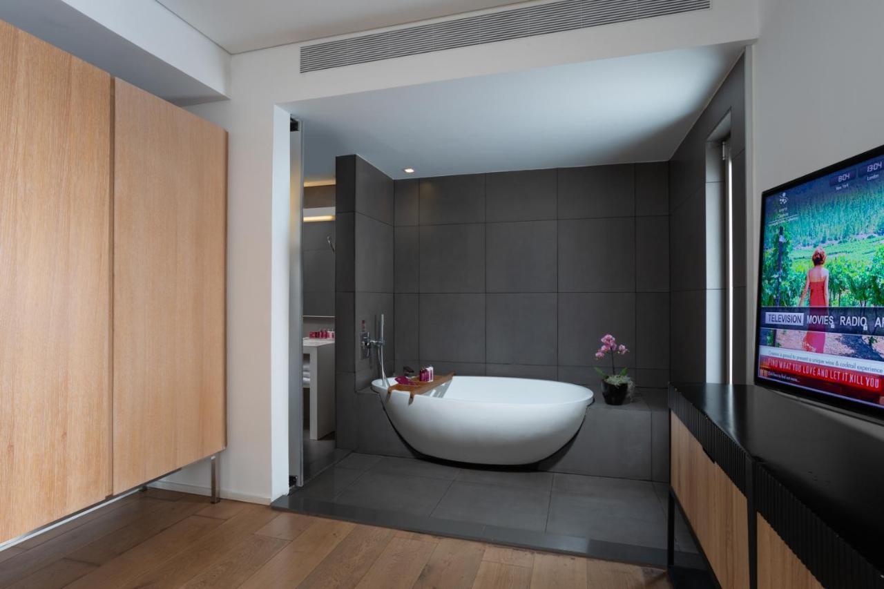 Cramim By Isrotel Exclusive Kiryat Anavim Esterno foto Bathroom